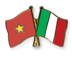 Senior Italian defence official visits Vietnam  - ảnh 1